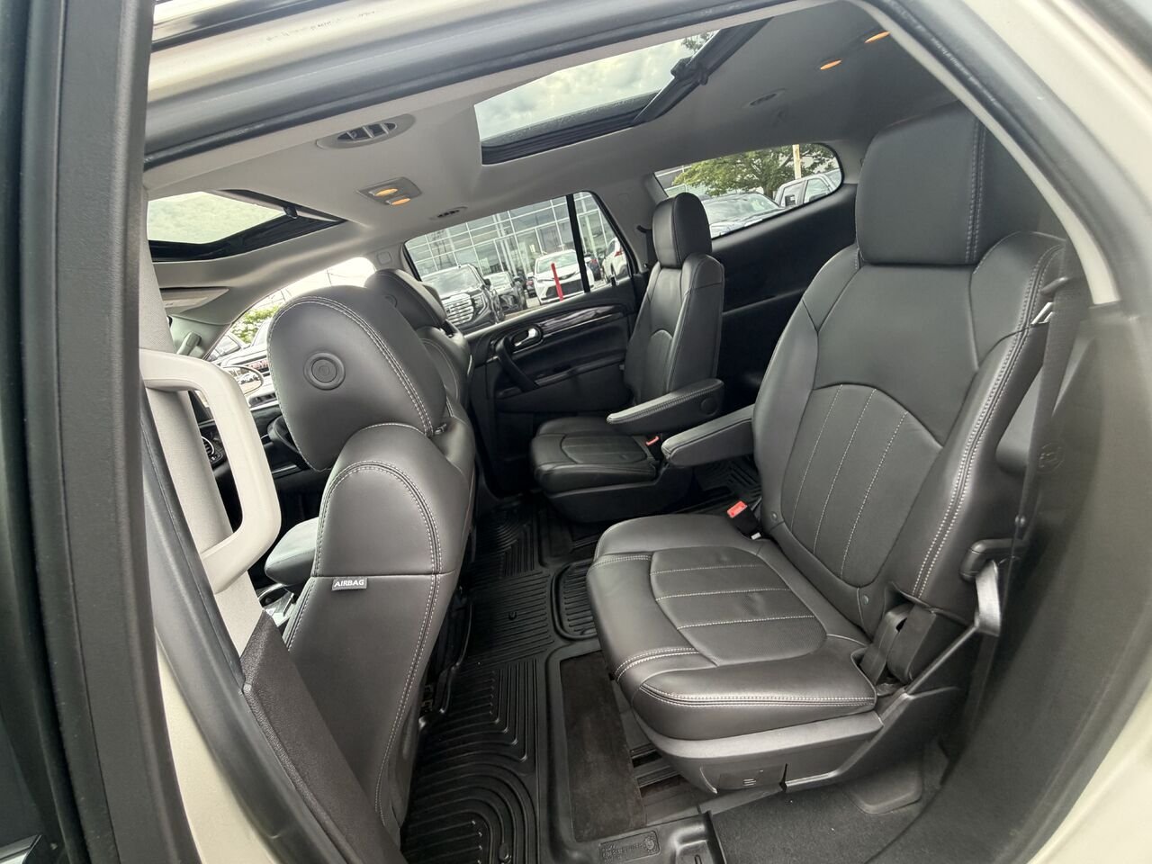 2017 BUICK ENCLAVE 4 portes à TI, Cuir Beige Ottawa & Gatineau - photo #12