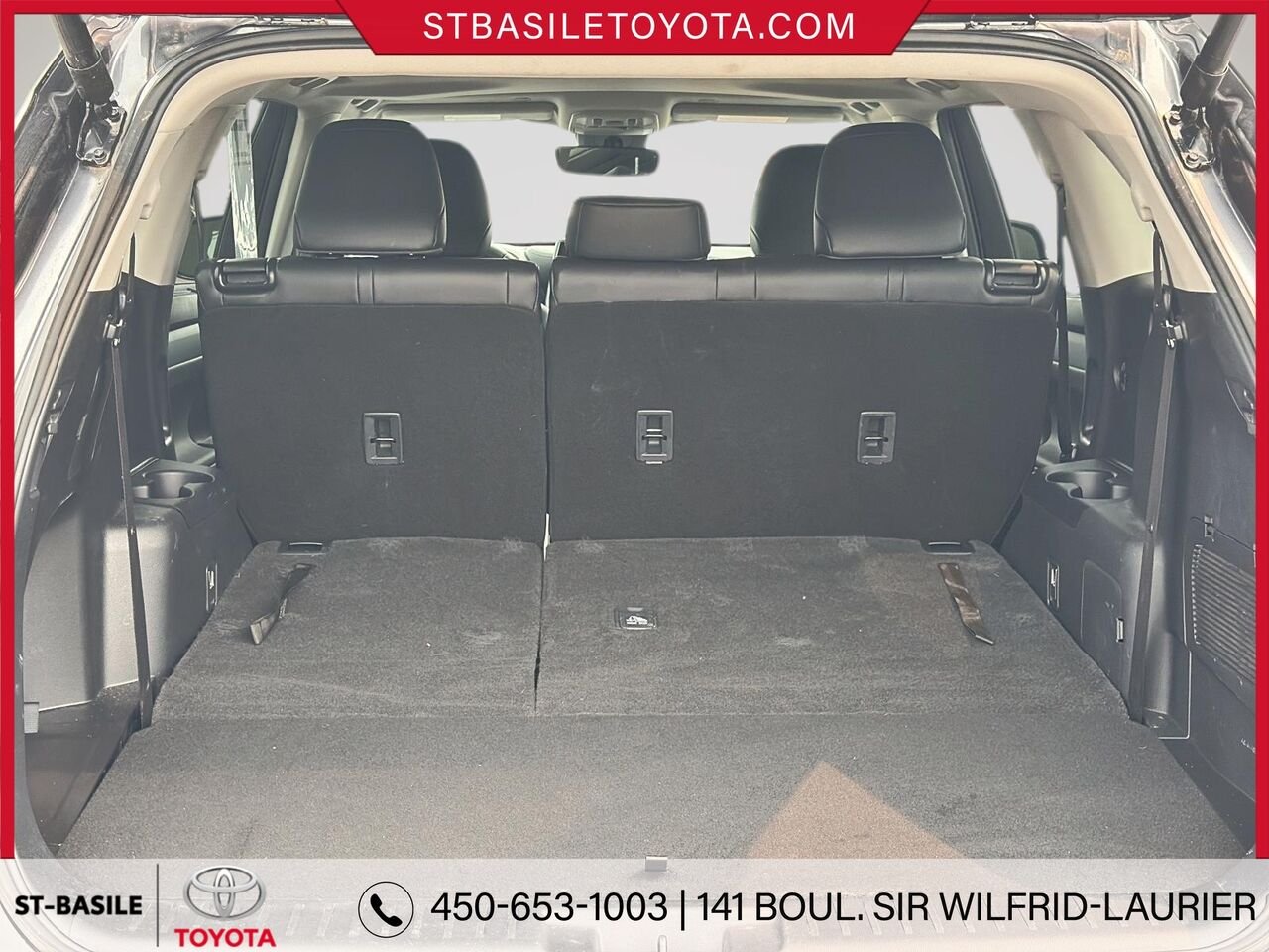 2025 TOYOTA Highlander Hybrid Grey Saint-Basile-le-Grand - photo #8