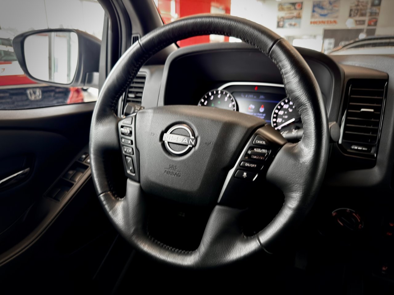 2023 Nissan Frontier White Notre-Dame-des-Prairies - photo #18