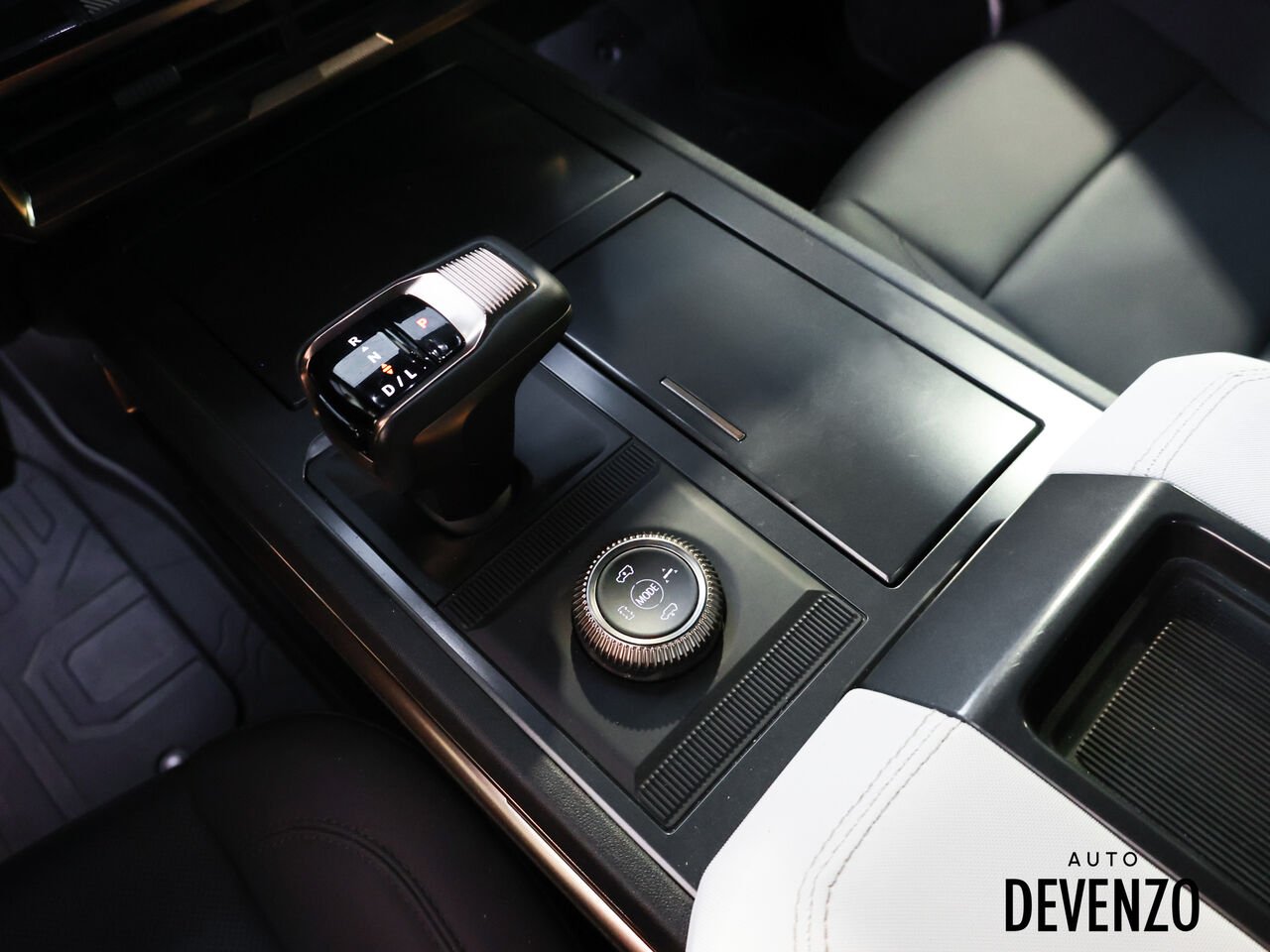 2025 GMC HUMMER EV White Saint-Eustache - photo #18