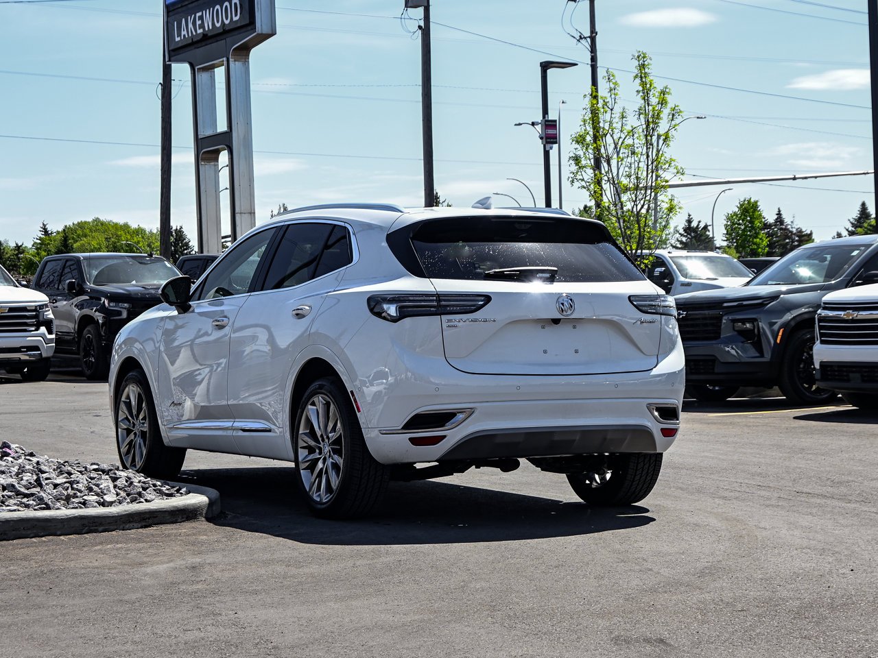 2022 Buick Envision AWD 4dr Avenir White Sherwood Park - photo #11