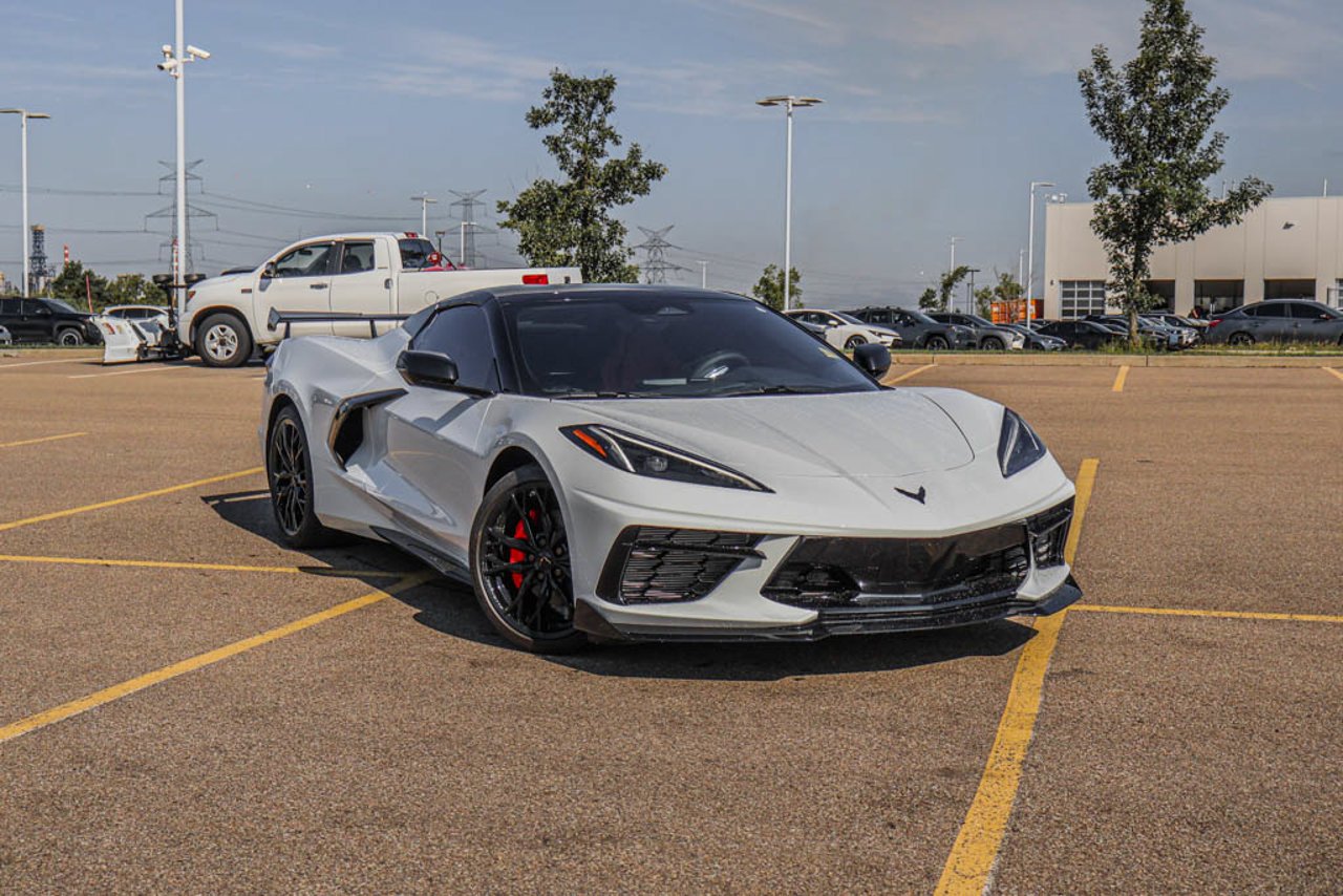 2025 Chevrolet Corvette 2dr Stingray Conv w/1LT White Sherwood Park - photo #1