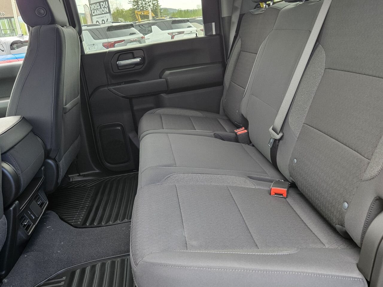 2026 Chevrolet Silverado 2500HD Custom cabine multiplace 4RM 159 po BLACK Thetford Mines - photo #13