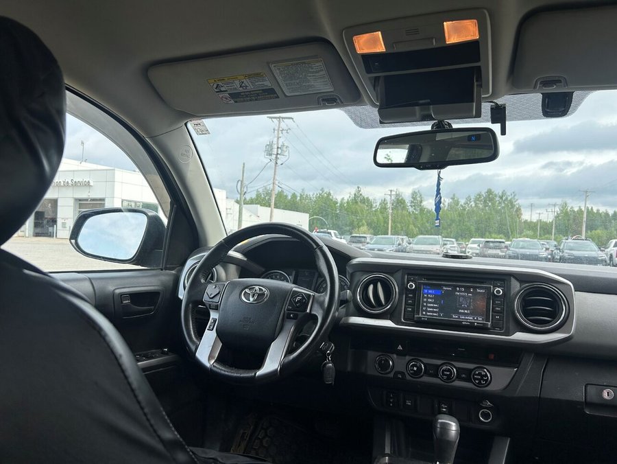 Toyota Tacoma SR5 Double Cab V6 4RM BA 2017 2017 Gris
