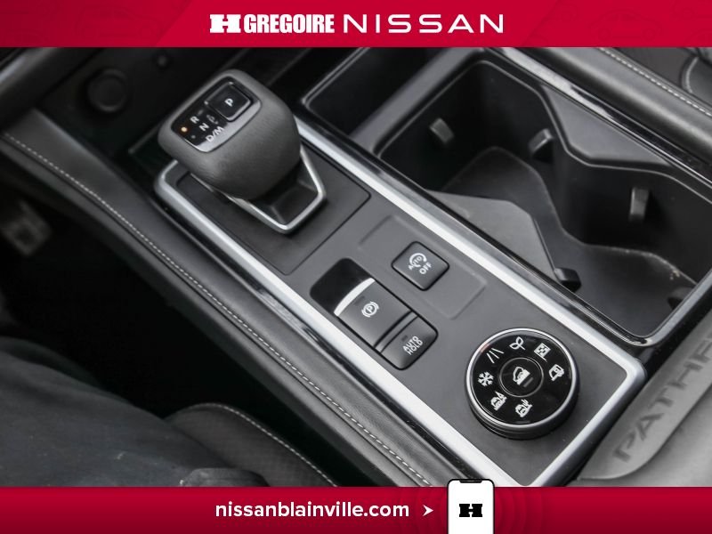 2024 Nissan Pathfinder Black Laval - photo #21