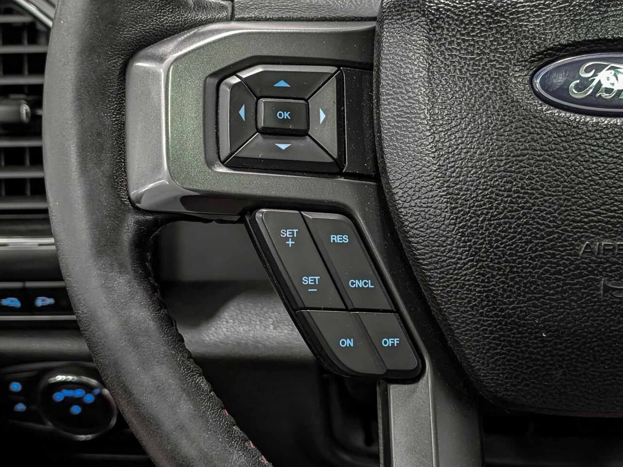 Ford F-150 LARIAT SPORT FX4 Moteur 3.5L 2018 Noir Sherbrooke - photo #18