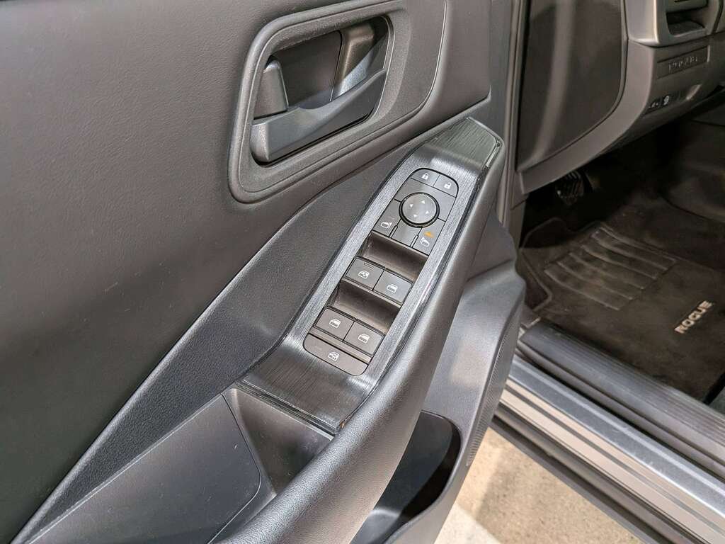 2024 Nissan Rogue AWD S Grey Val-David - photo #29