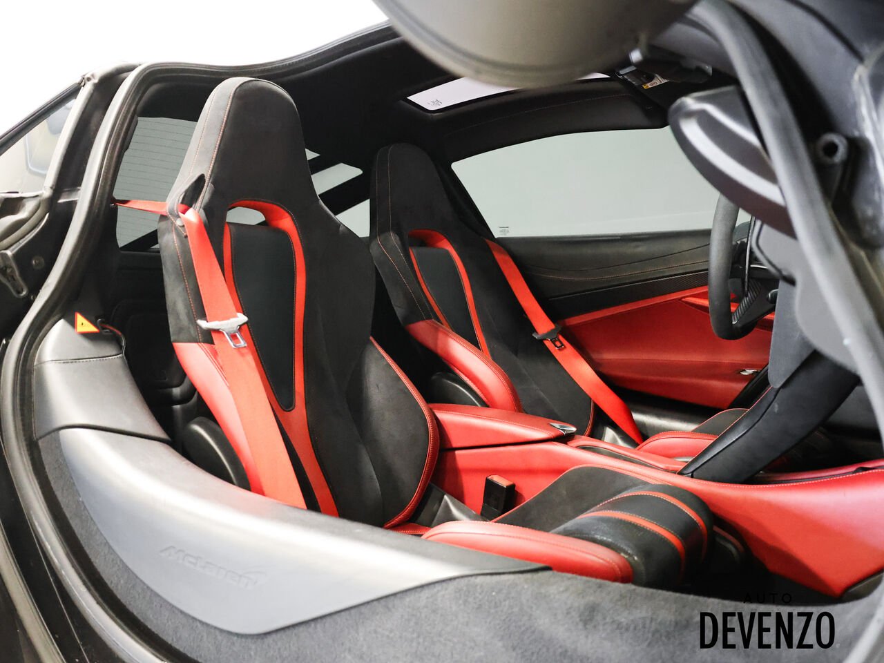 McLaren 720S 2018 Mauve Saint-Eustache - photo #11
