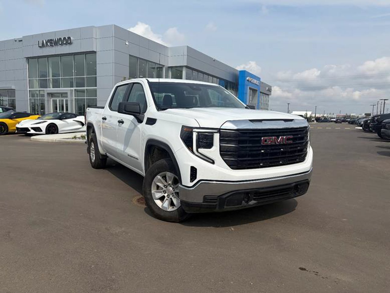 2023 GMC Sierra 1500 4WD Crew Cab 147 Pro White Sherwood Park - photo #1