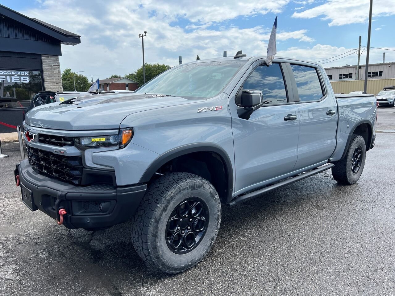 Chevrolet Silverado 1500 ZR2 cabine multiplace 4RM 147 po 2024 Gris Châteauguay - photo #0