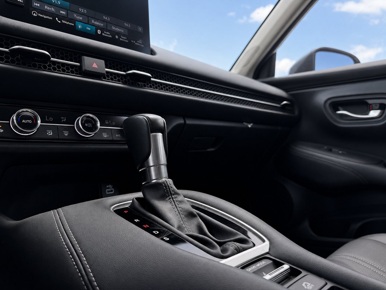 2024 Honda HR-V Grey Châteauguay - photo #8