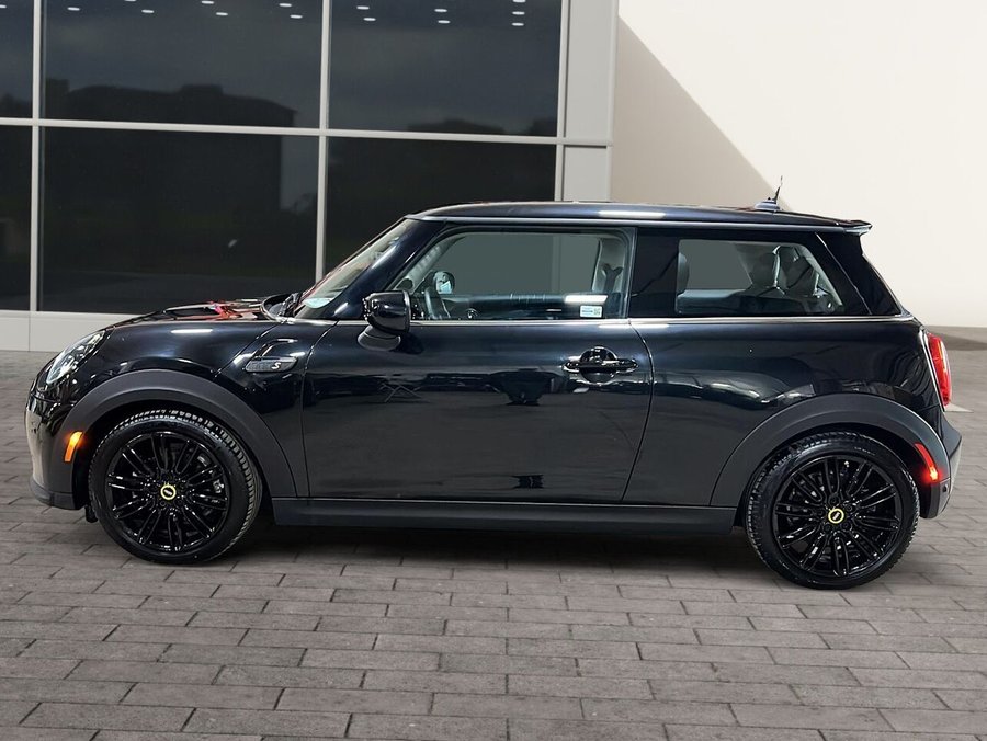 2023 MINI 3 portes COOPER SE ELECTRIQUE DUAL MOONROOF 2023 Black