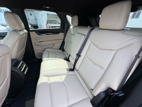 2018 Cadillac XT5 3.6L Black Laval - photo #21