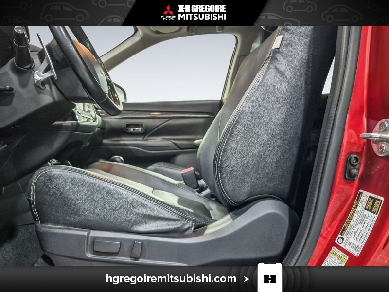 2016 Mitsubishi Outlander Red Blainville - photo #14