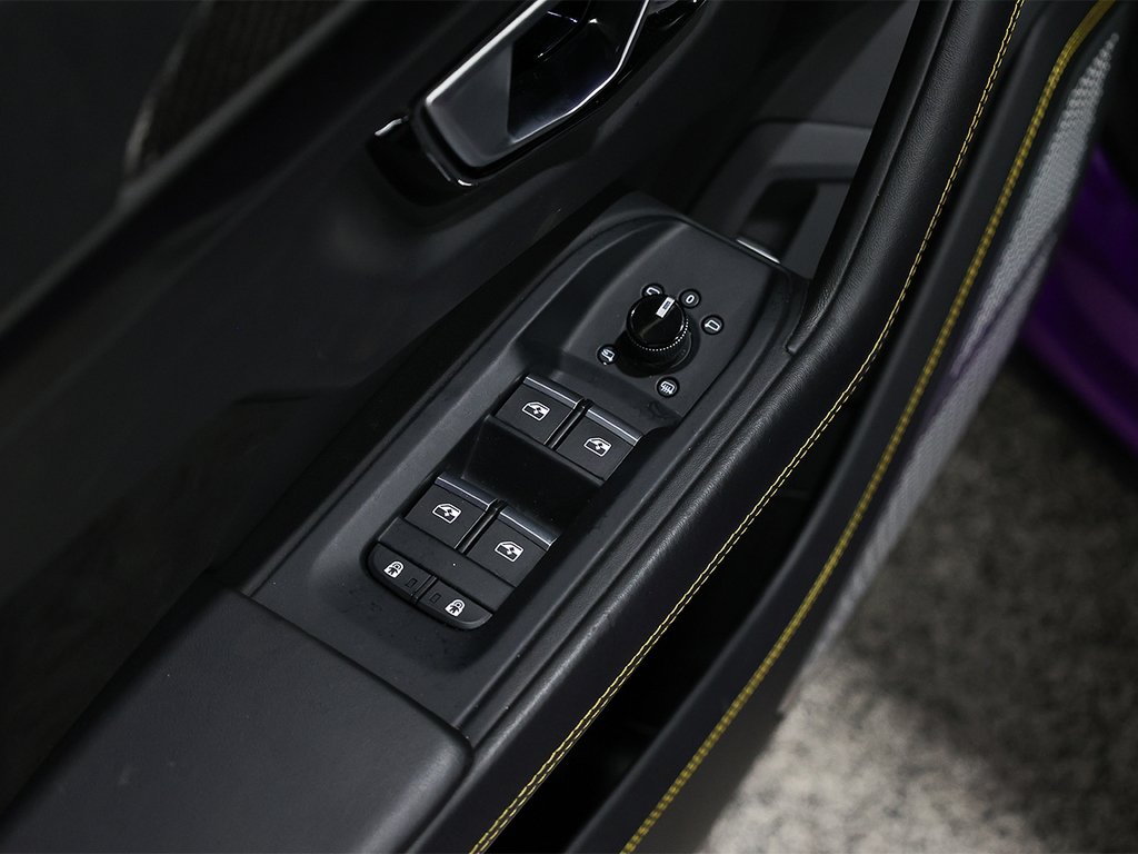 Lamborghini Urus 2021 mauve Saint-Eustache - photo #16