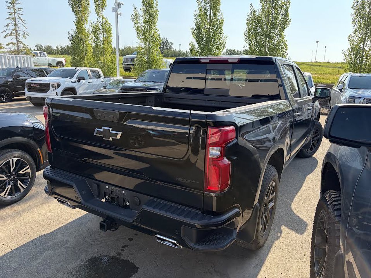 2024 Chevrolet Silverado 1500 4WD Crew Cab 147 RST Black Sherwood Park - photo #4