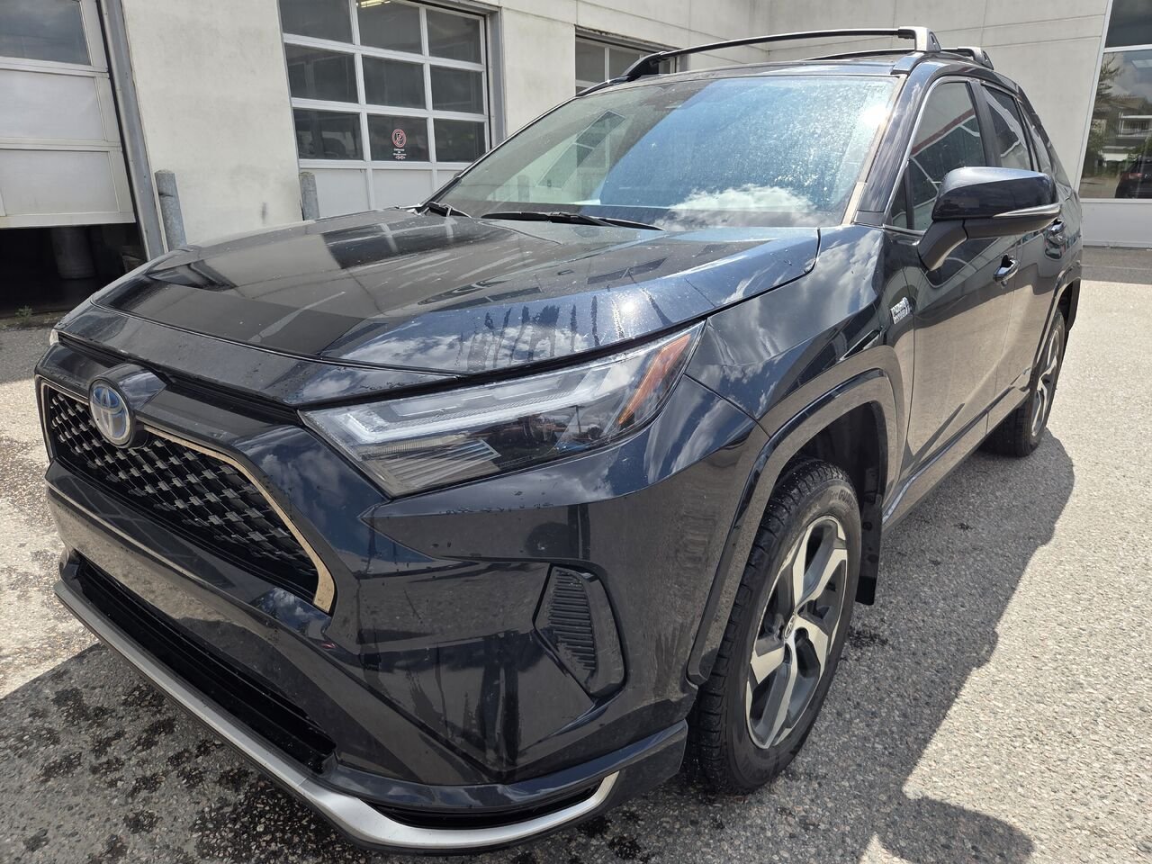 2024 Toyota RAV4 PRIME Black Mont-Laurier - photo #0