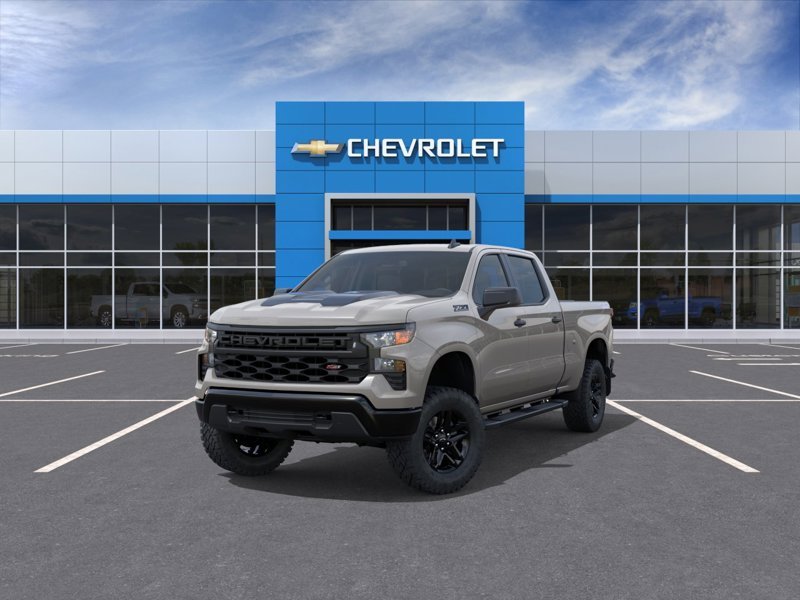 CHEVROLET Silverado 1500 K1500 SILVERADO CREW CAB CUSTOM TRAIL BOSS STD/BOX (2CX) 2026 SABLES BLANC Rivière-du-Loup - photo #0