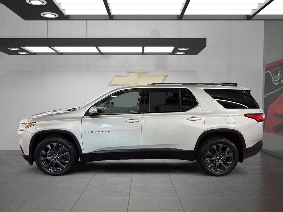 CHEVROLET TRAVERSE RS 2021 Gris