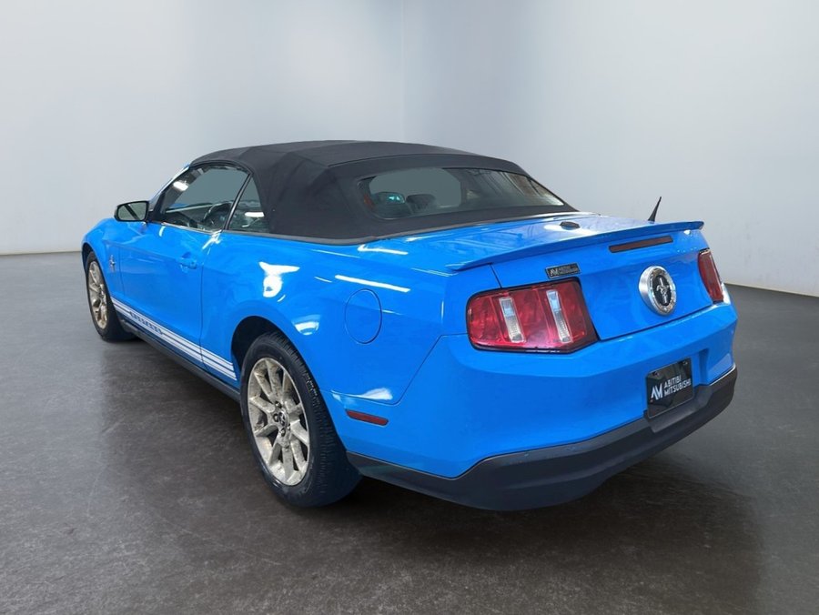 Ford MUSTANG Décapotable 2 portes V6 2010 Bleu