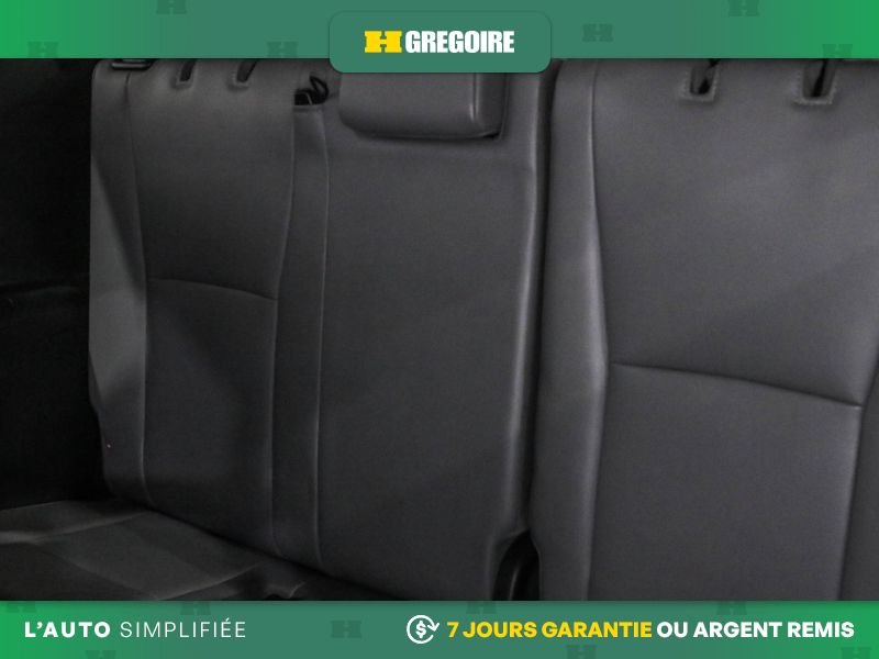 2022 Toyota Highlander Grey Laval - photo #27