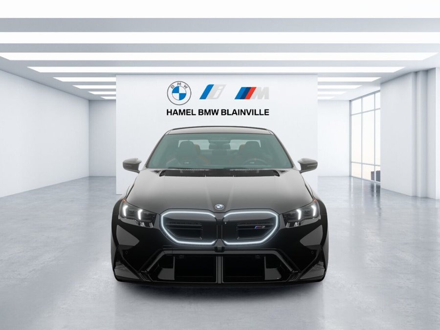 2027 BMW M5 2027 Black Sapphire Metallic