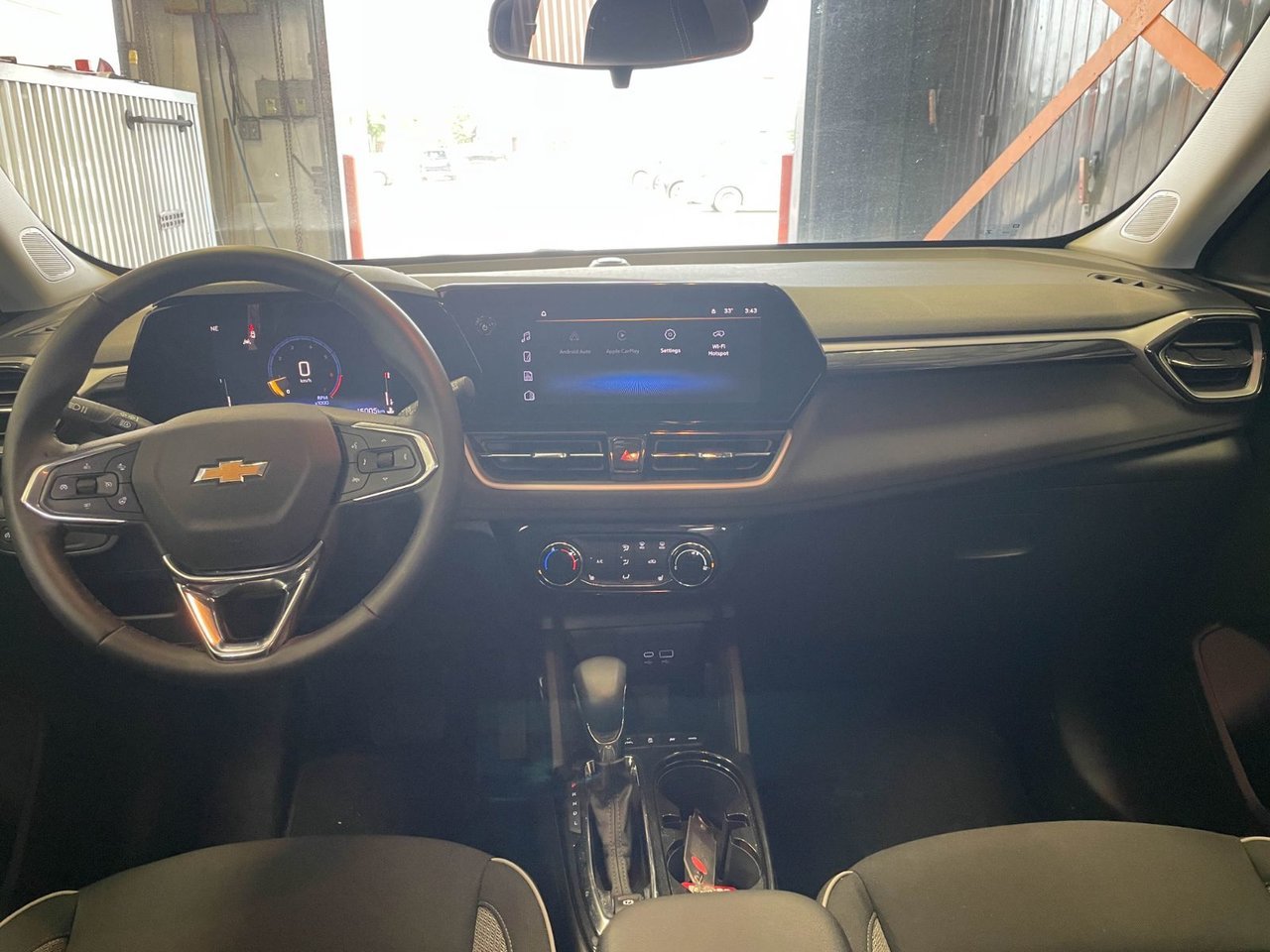 Chevrolet Trailblazer LT AWD *SIÈGES / VOLANT CHAUF* CARPLAY *BAS KM* 2026 Bleu Marina Saint-Jérôme - photo #9