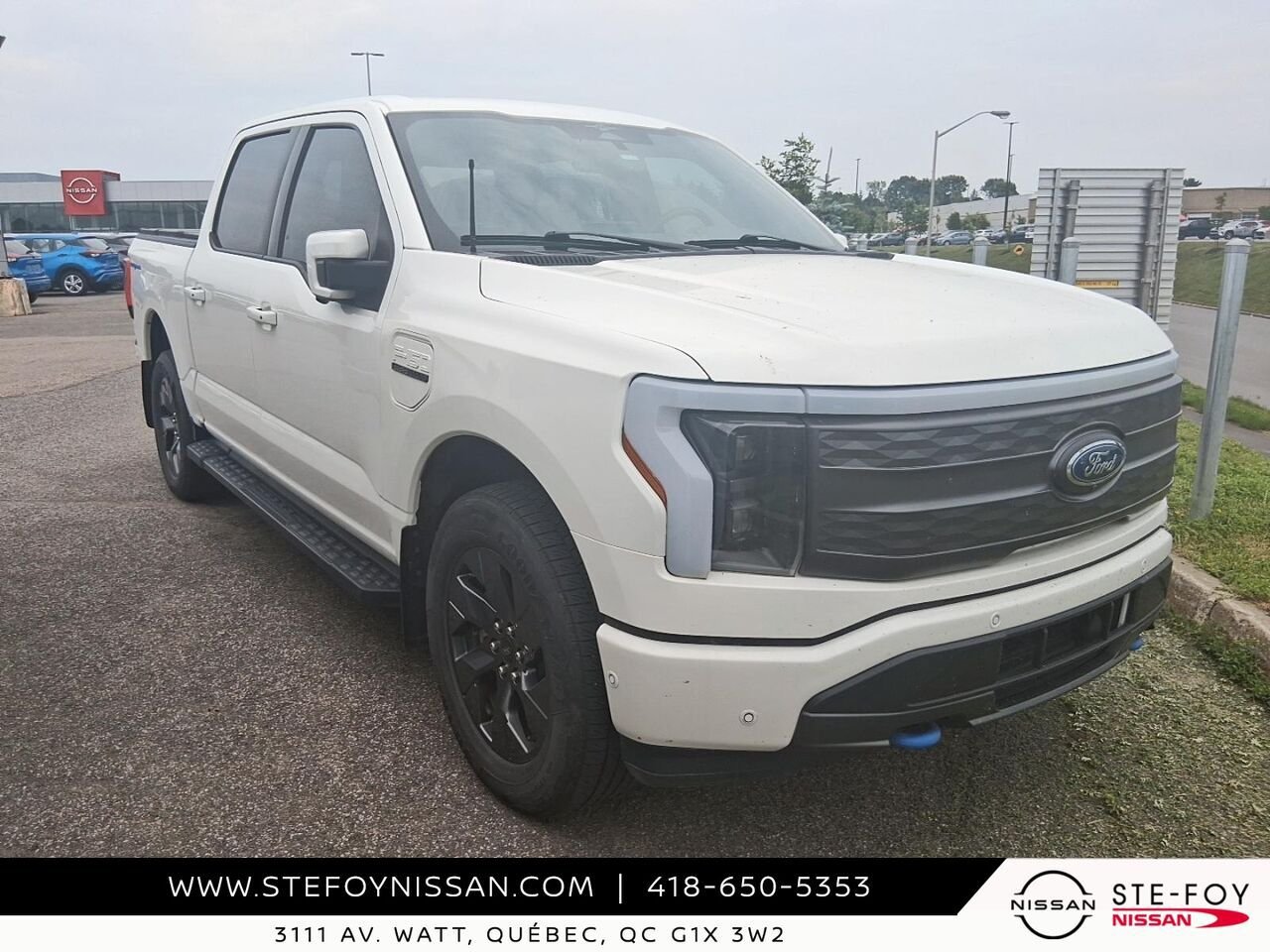 2023 Ford F-150 Lightning LARIAT SuperCrew LONG RANGE White Ste-Foy - photo #0