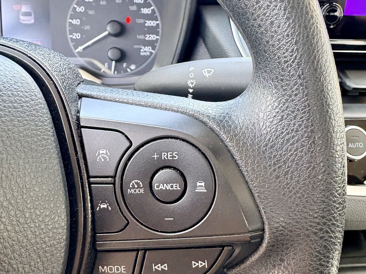 2024 Toyota COROLLA Blue Amos - photo #19
