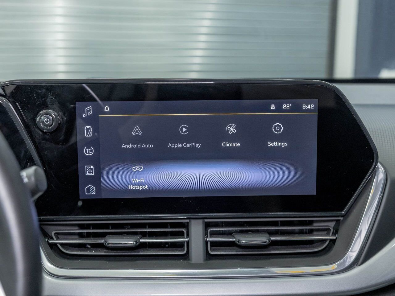 Chevrolet Trax LT *SIÈGES CHAUFF* REG ADAPT CARPLAY ALERTES WIFI 2025 Rouge Saint-Jérôme - photo #15