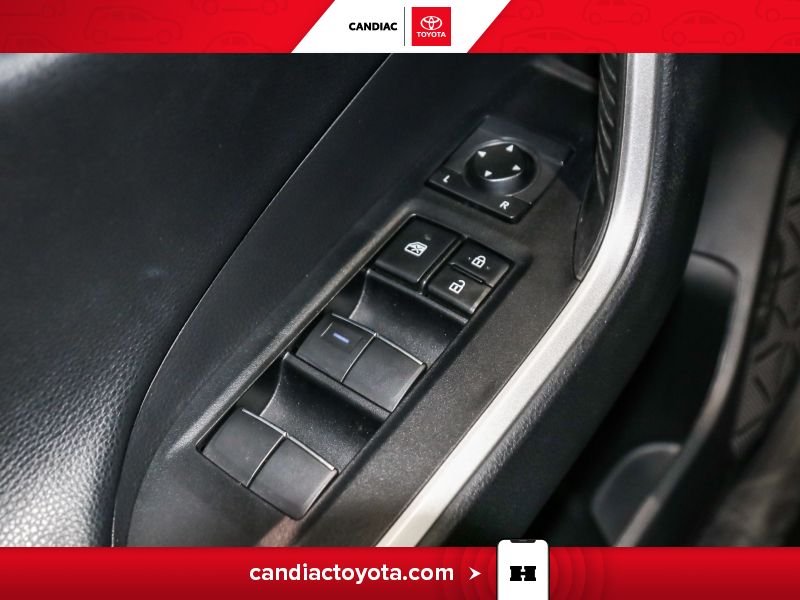 Toyota Rav 4 2021 Rouge Saint-Eustache - photo #23