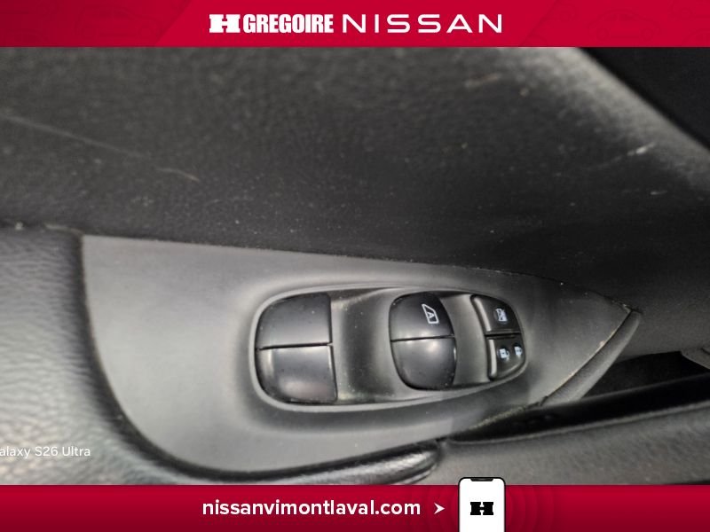 2016 Nissan Rogue Silver Laval - photo #17