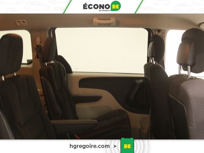 2017 Dodge GR Caravan White Laval - photo #19
