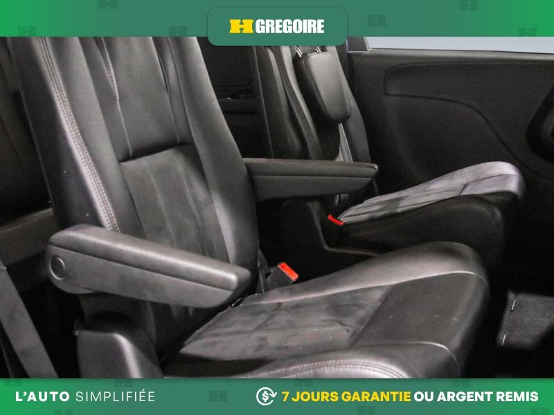 Dodge GR Caravan 2019 Bleu Blainville - photo #30
