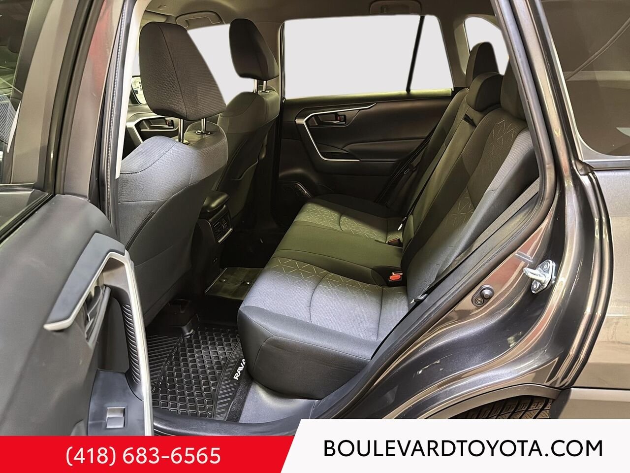 2024 Toyota RAV4 531708-128 | LE, AWD Magnetic Grey Metallic Québec - photo #16