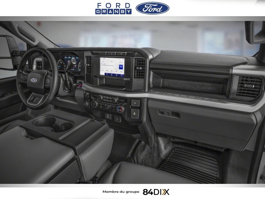 Ford Super Duty F-250 SRW XL cabine 6 places 4RM caisse de 8 pi 2026 Avalanche