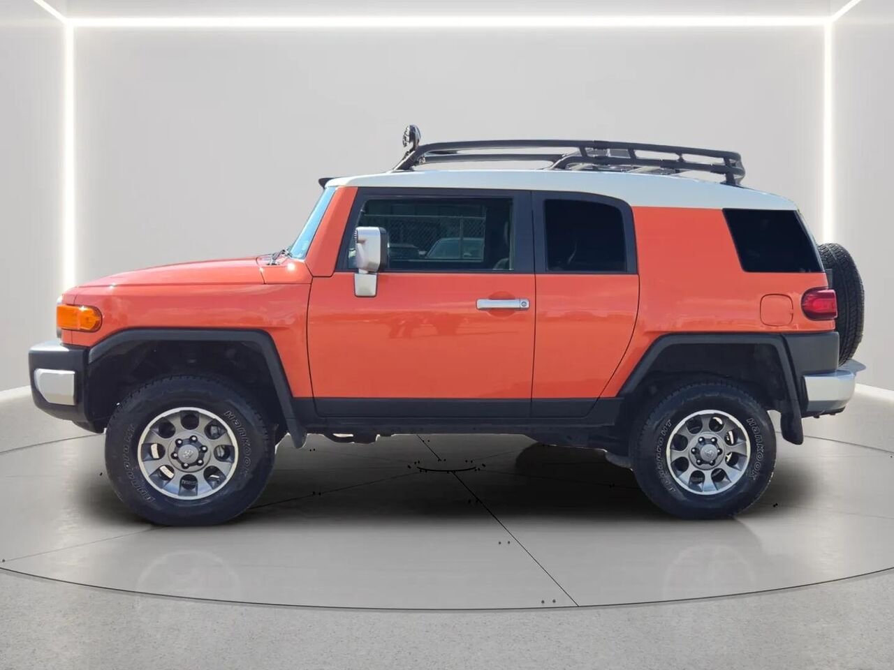 Toyota FJ Cruiser 2013 Orange Gatineau - photo #1