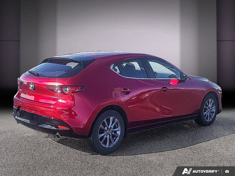 2023 Mazda Mazda3 Sport 2023 Red