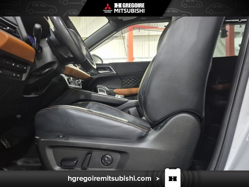 2023 Mitsubishi Outlander Plug-In Hybrid White Blainville - photo #13