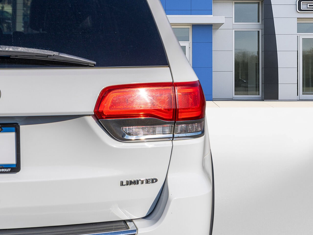 Jeep Grand Cherokee 4 RM, 4 portes, Limited 2014 Blanc Châteauguay - photo #35