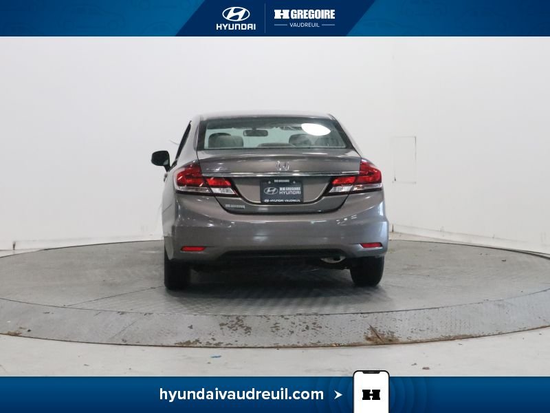 Honda Civic YA888 | LX 4 portes, boîte automatique 2013 Gris Laval - photo #8