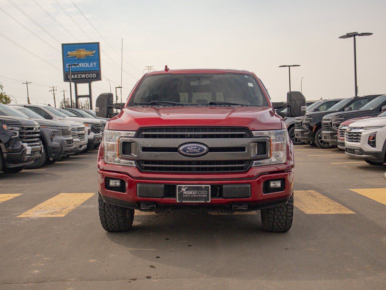 2018 Ford F-150 XLT 4WD SuperCrew 5.5' Box Red Sherwood Park - photo #2