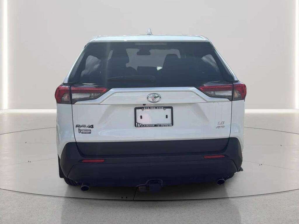 2024 Toyota RAV4 White Gatineau - photo #3