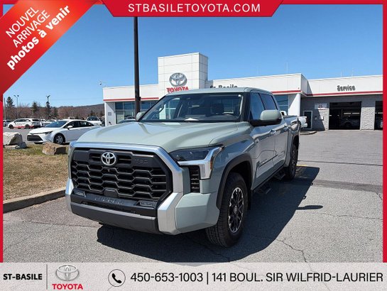 Toyota TUNDRA 2023 2023 Roche lunaire