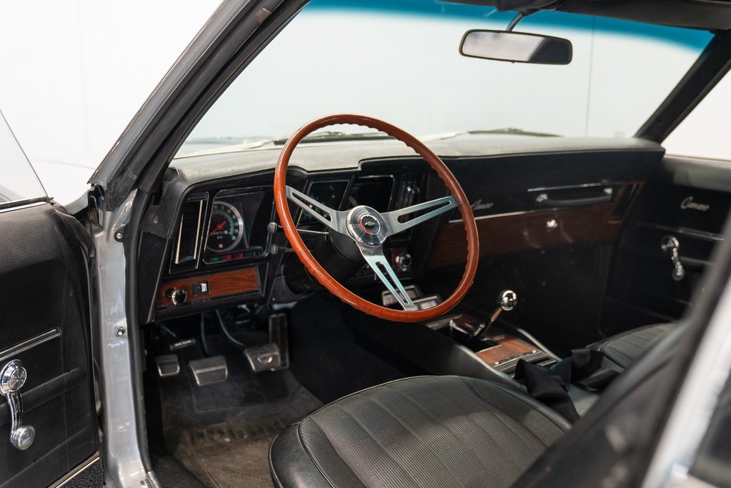 1969 Chevrolet Camaro Silver Montreal - photo #17