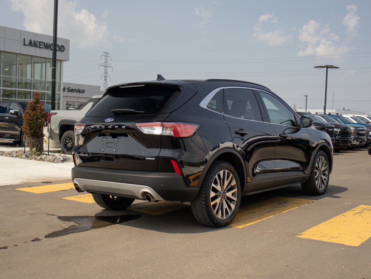 2020 Ford Escape Titanium Hybrid AWD Black Sherwood Park - photo #9