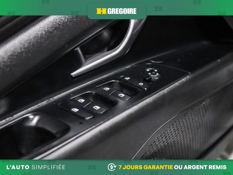 Hyundai Elantra 729894 | Preferred AUTO A/C TOIT GR ELECT MAGS CAM RECUL 2022 Gris Laval - photo #15