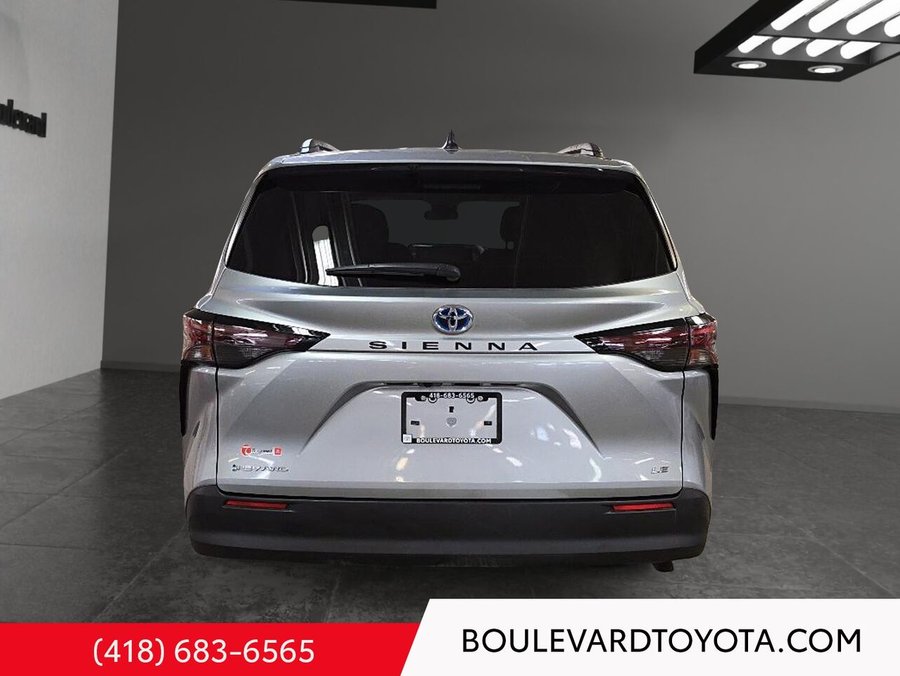 2025 Toyota Sienna 2025 Celestial Silver Metallic