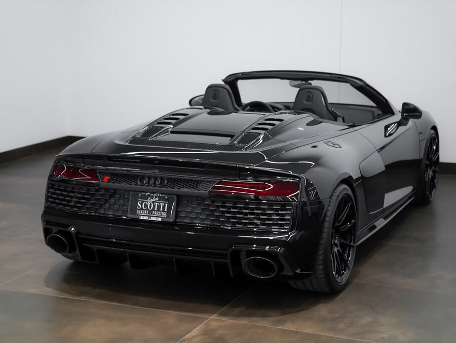 2021 Audi R8 2021 Black