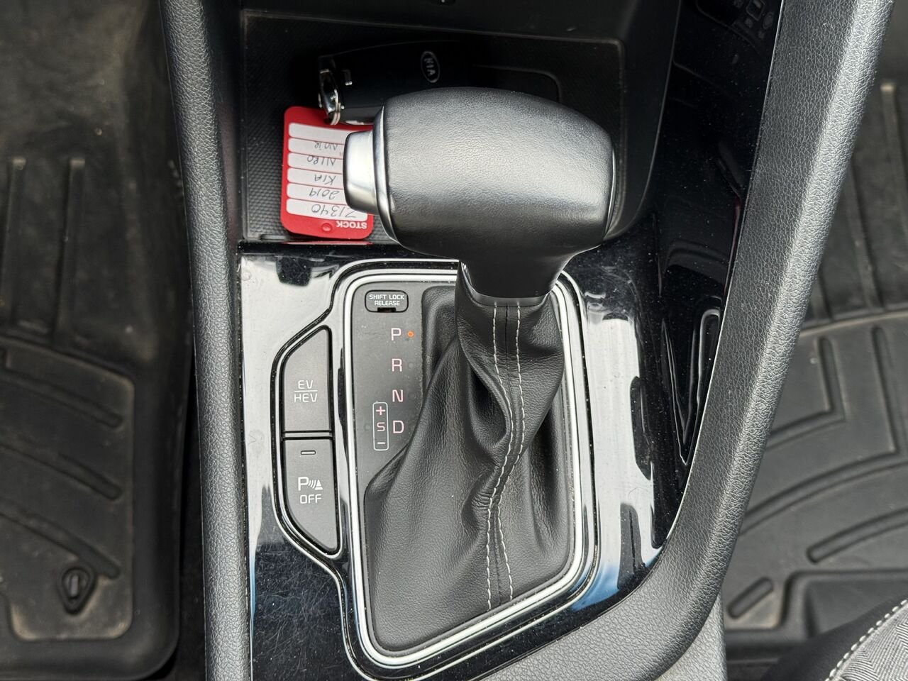 Kia Niro hybride rechargeable 2019 Noir Granby - photo #17